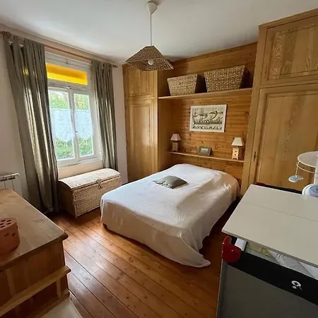 Maison A 100 M De La Et Proche Du Centre * ז'ולוביל-לה-פאן