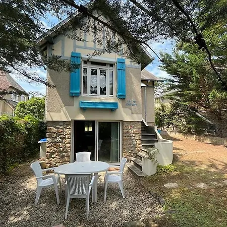 Maison A 100 M De La Et Proche Du Centre *