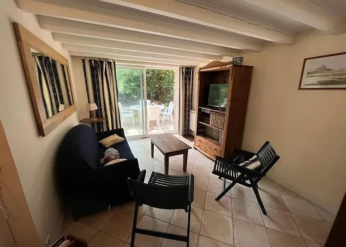 Maison A 100 M De La Et Proche Du Centre